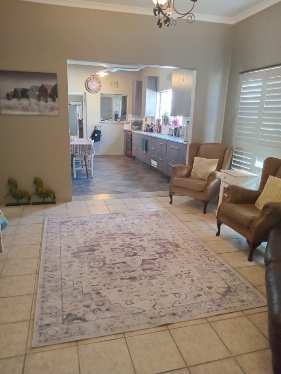 3 Bedroom Property for Sale in Strand Central Western Cape